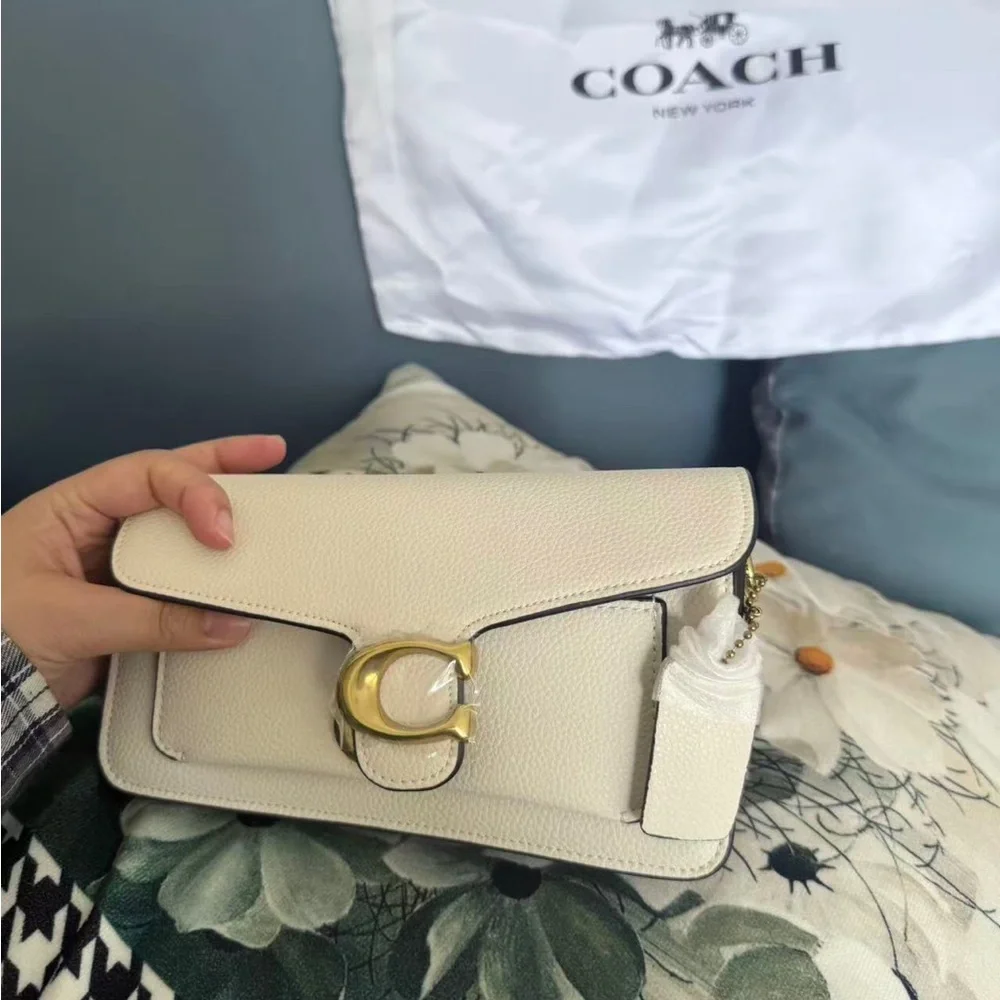 Coach White Shoulder Bag - Picture 2 of 7